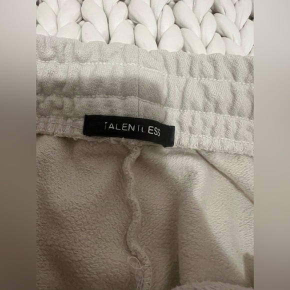 Talentless Women’s Heavyweught Sweatpants - Picture 5 of 8